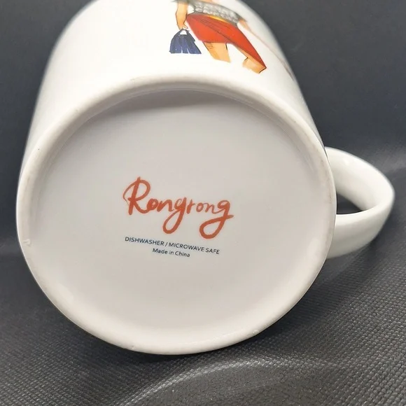 Stylish White Coffee Mug with Fashion Illustration - Picture 5 of 5